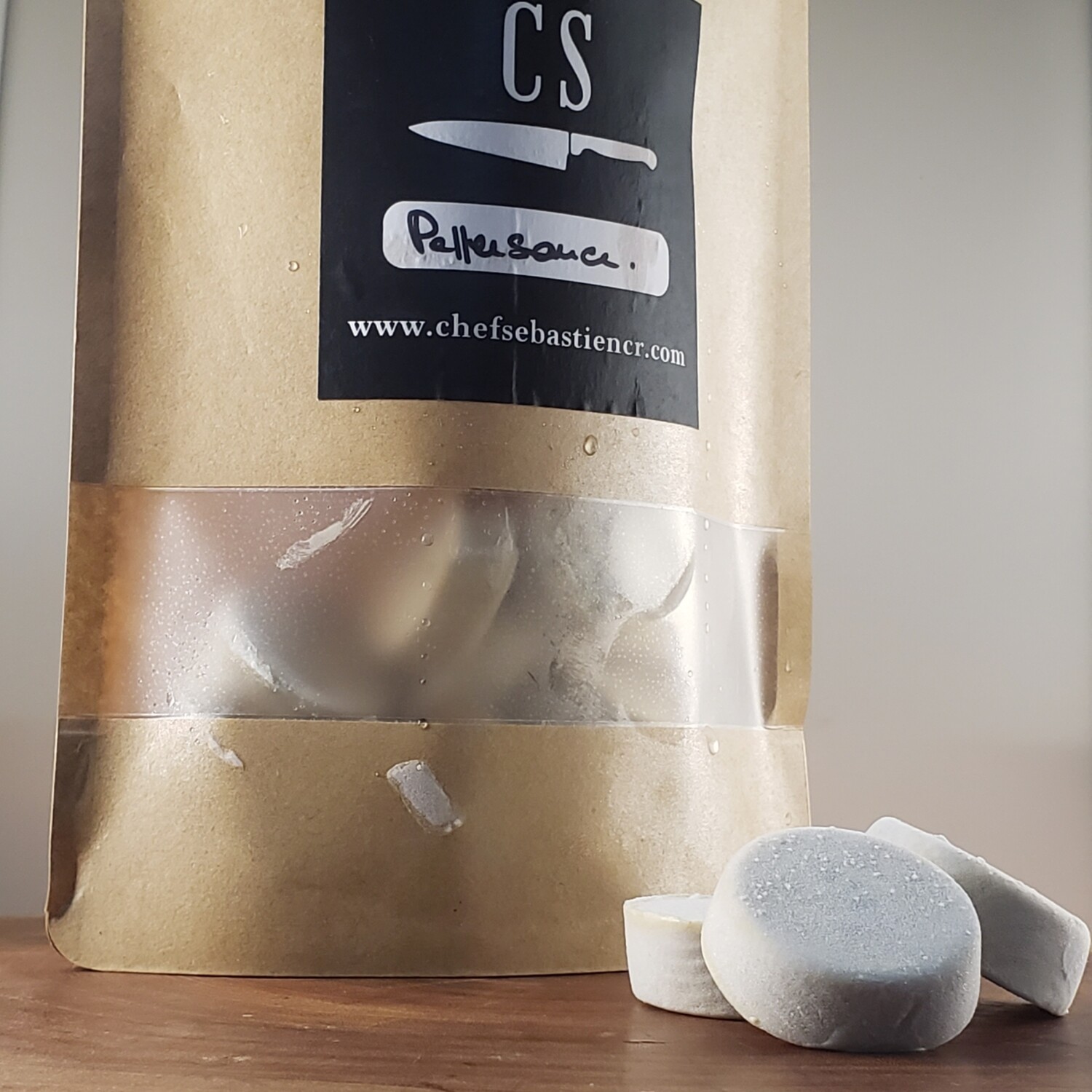 Five peppercorns sauce