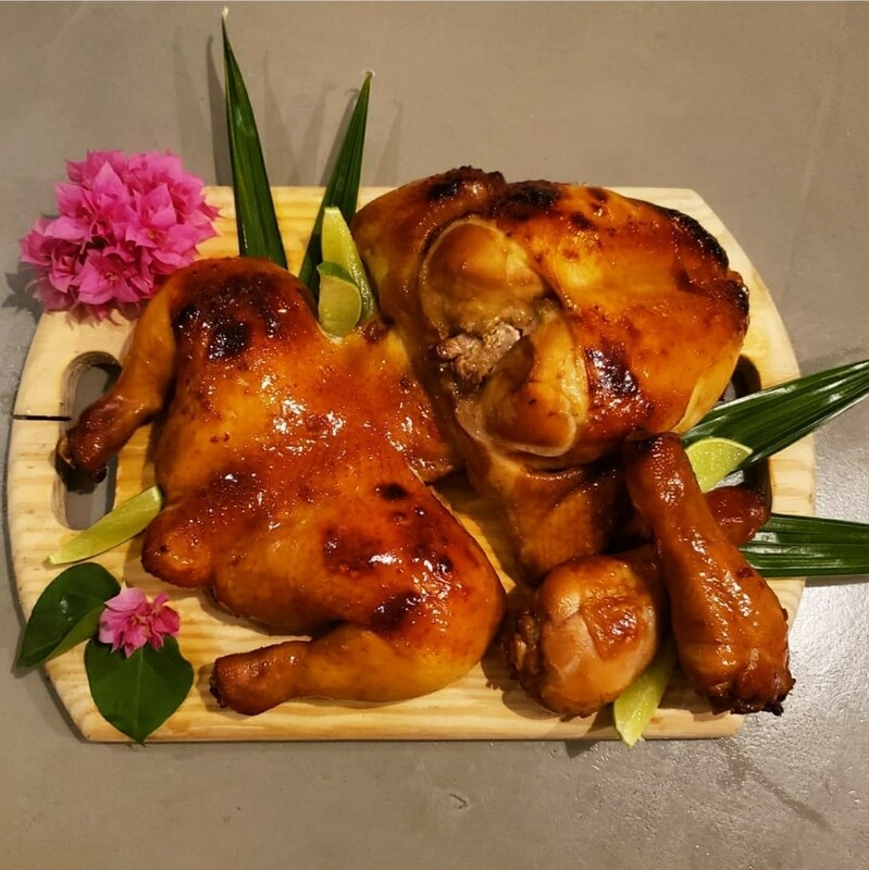 honey and goji bay glazed roasted chicken, asian slaw,  green mango, teriyaki, citrus dressing. 
Lf, gf