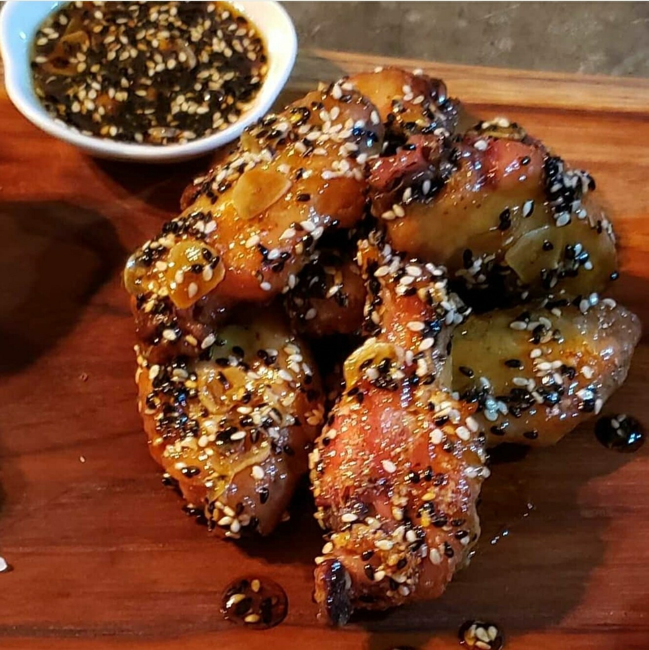 Honey, five spices and sesame roasted chicken wings. 6 pieces Gf, lf