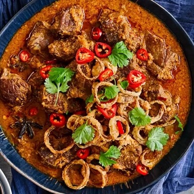 Beef Shin Rendang, fried onions and jasmine rice.