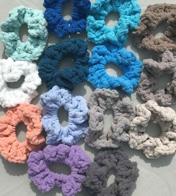 Luxe Medium Scrunchies