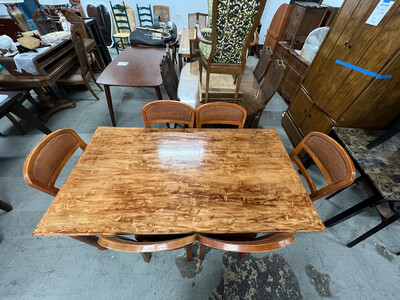 Dining Table w/ 6 Chairs