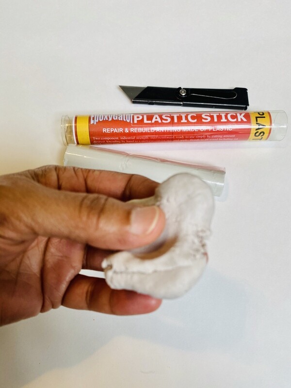 Epoxy Gator® Plastic Stick Epoxy