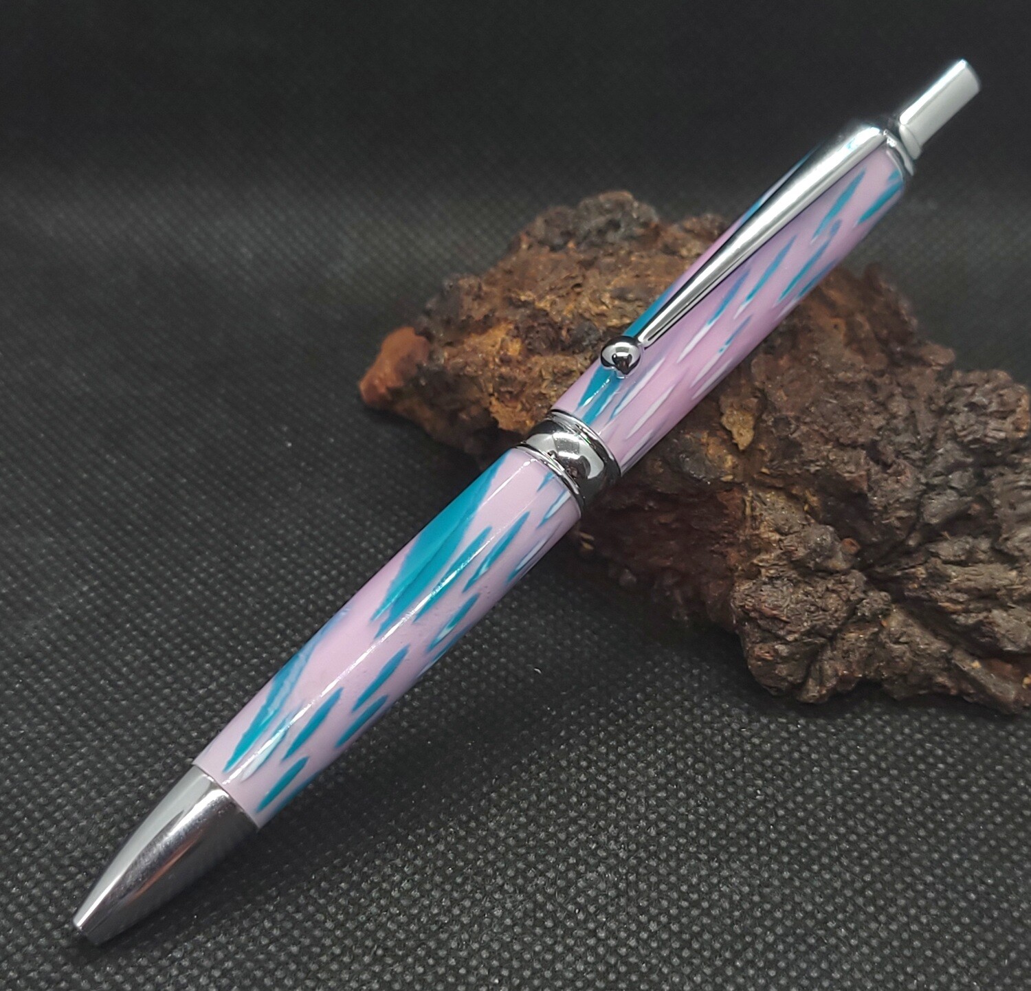 Power click ballpoint pen