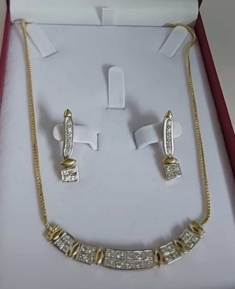Juego de Aretes y Gargantilla OA 18kt  de Brillantes