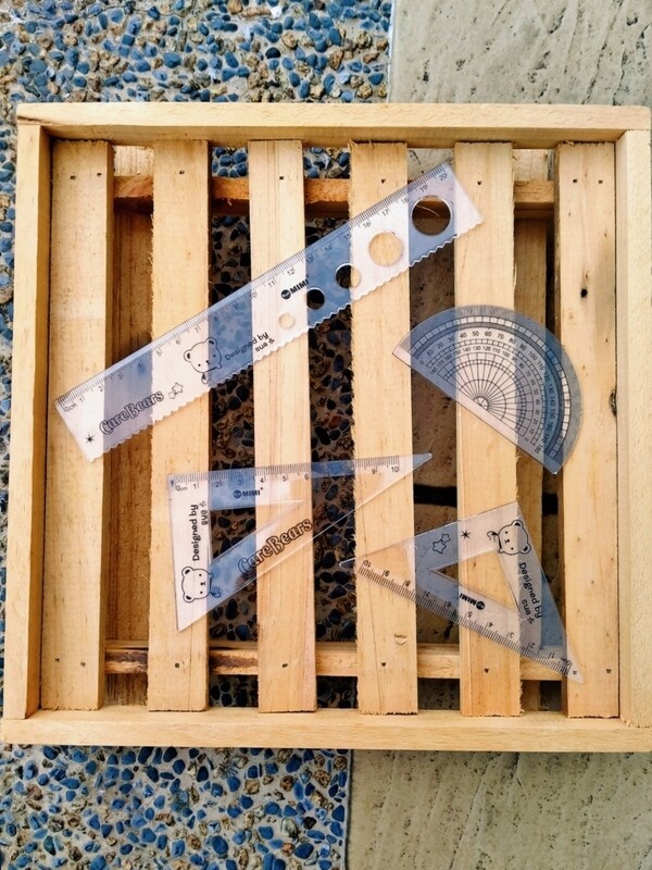 Transparent Plastic Geometry Set
