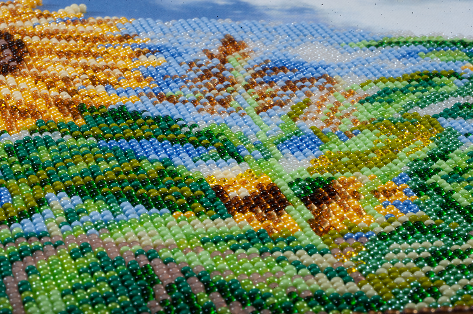 Радуга бисера наборы. Рождественская сказка вышивка бисером. Кристалл арт отшив фото. Вышивка бисером кроше палитра осени. Кроше радуга бисера наборы.