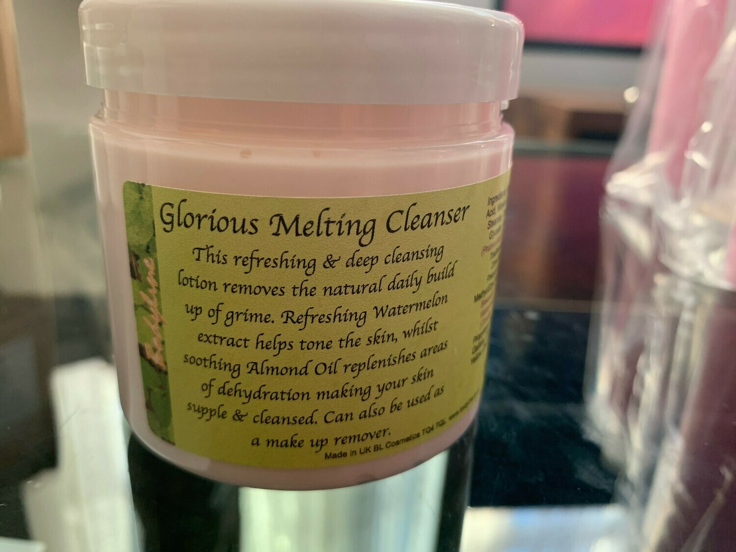 Glorious Melting  Cleanser