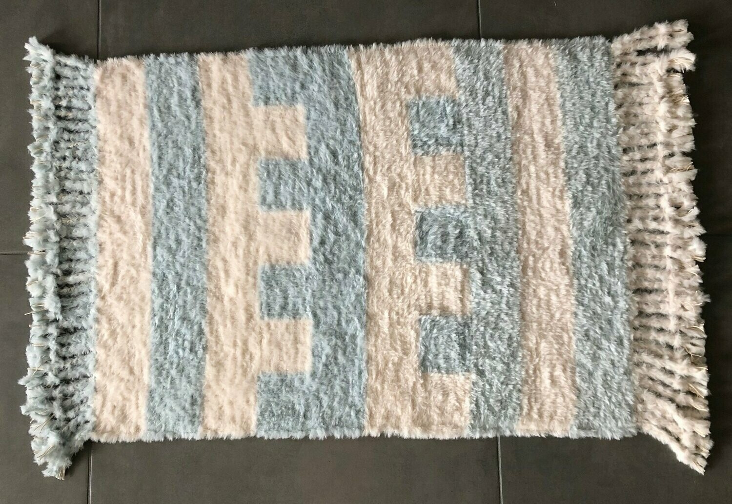 Tapis "Graffidam" blanc/bleu