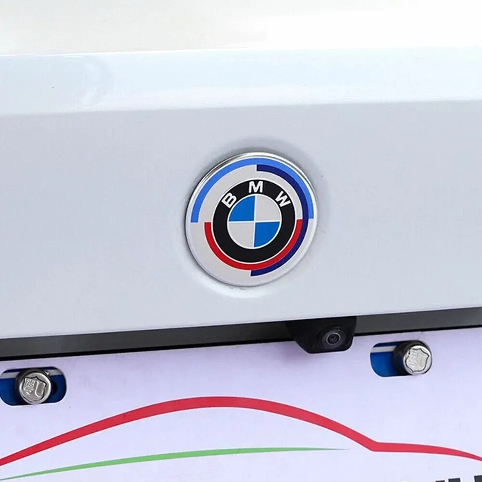 1x Logo Badge Insigne Emblème pour Coffre BMW de 74mm BMW 50Eme anniversaire