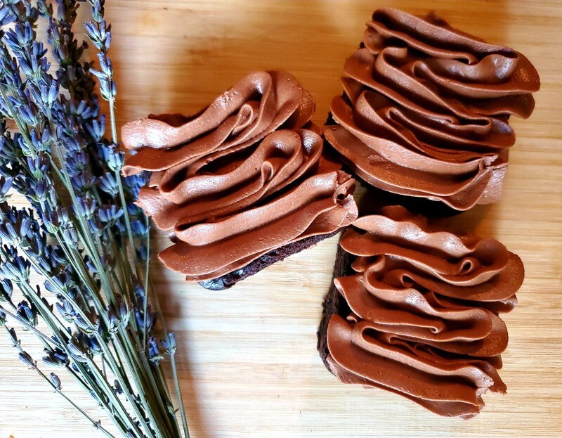 &quot;Healthyish&quot; Vegan Fudge Brownie (GF)