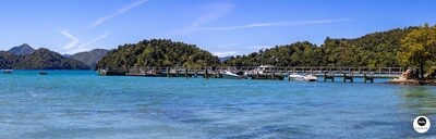 Ngakuta Bay (65 Image Stitch Panoramic)