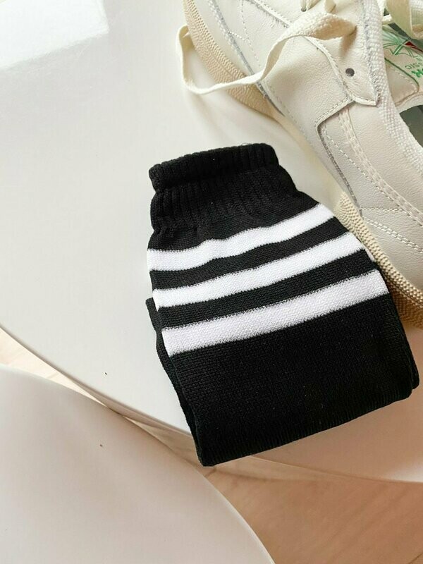 Retro Tennissocken in schwarz