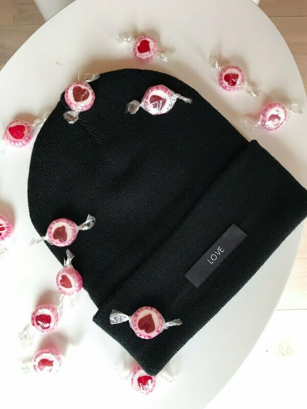 Beanie "LOVE"
