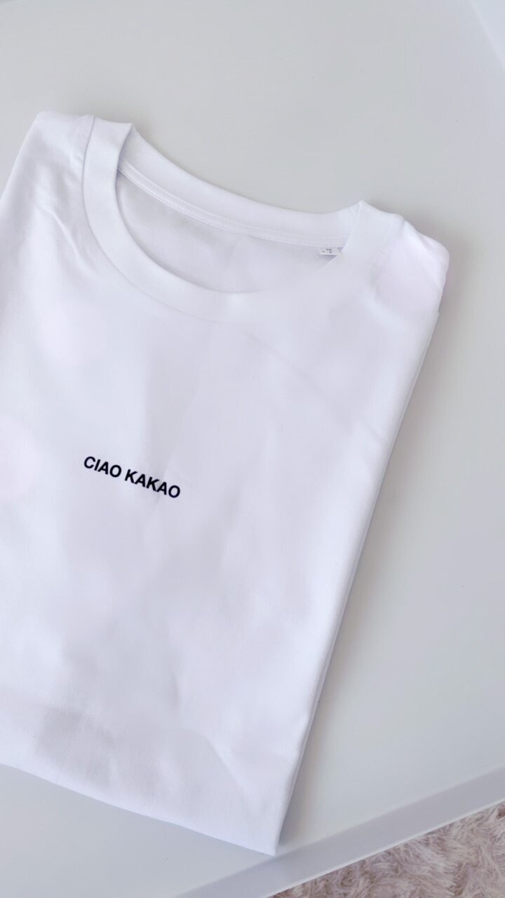 Shirt in  weiß  mit  "CIAO KAKAO"