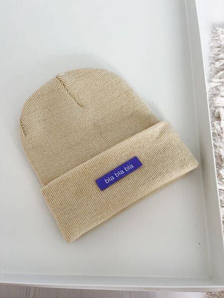 Beanie "bla bla bla"