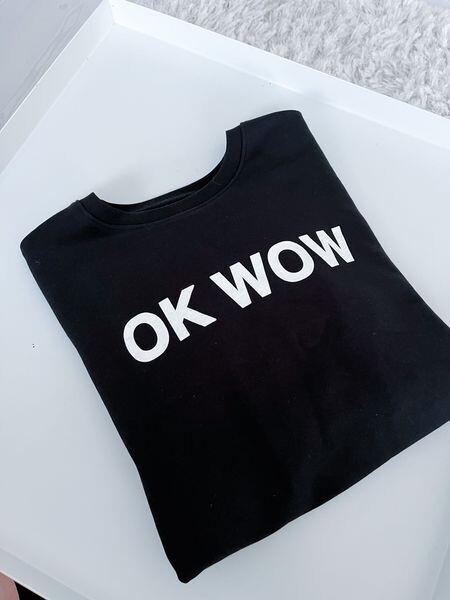 Sweater "OK WOW" schwarz