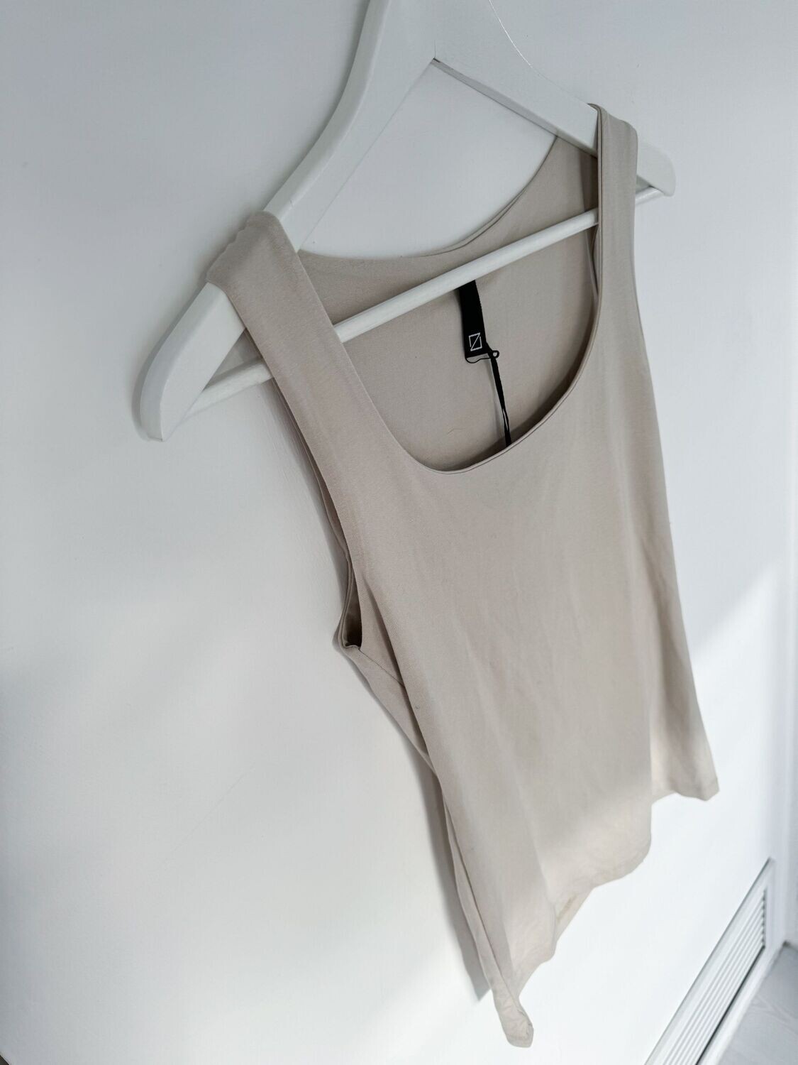 Stylisches Top in sand