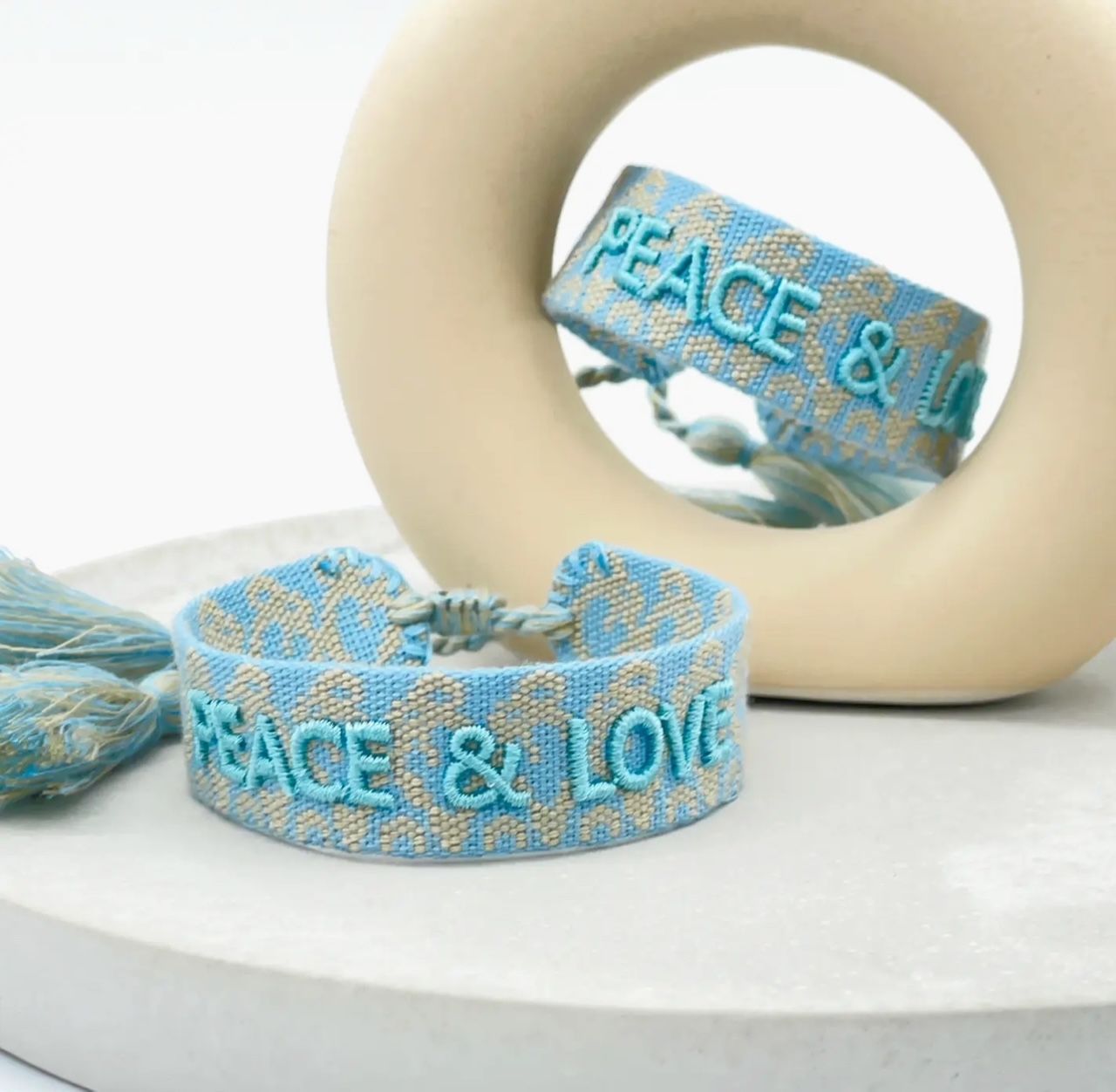 CANVAS Armband "Peace & Love" hellblau