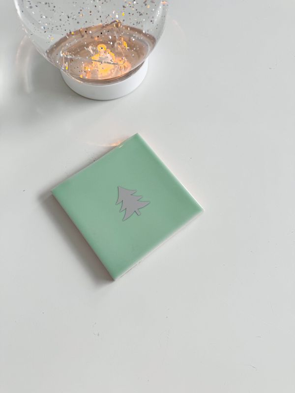 Dekokachel - "Tannenbaum" - hellgrün