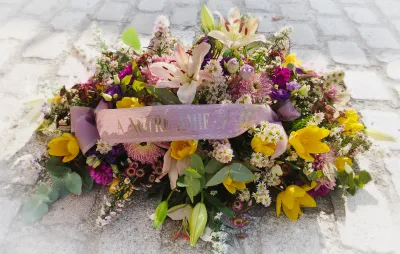 Colorful mourning racket