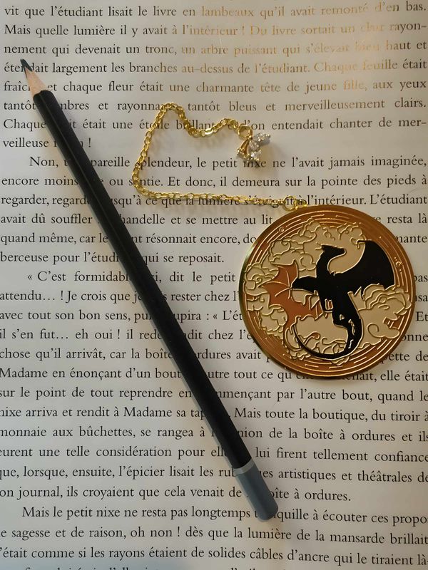 Marque-bijou dragons et zircon