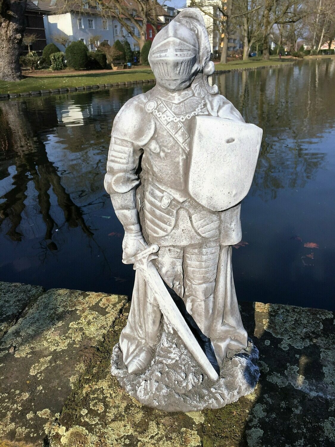 Steinfigur Ritter