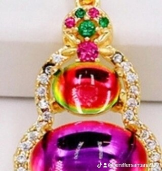 Colorful pendant