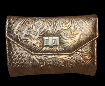 Artisanal leather mini crossbody