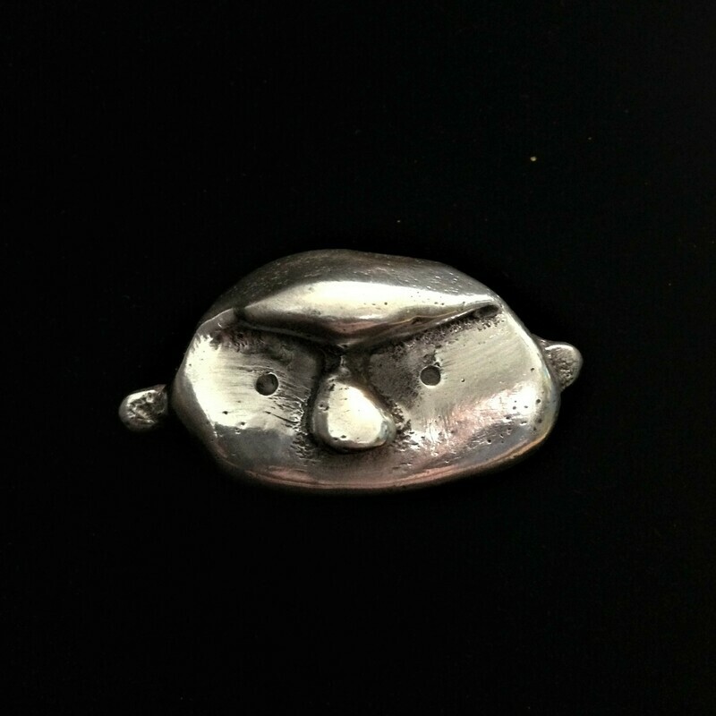 Irn People Brooch small 3