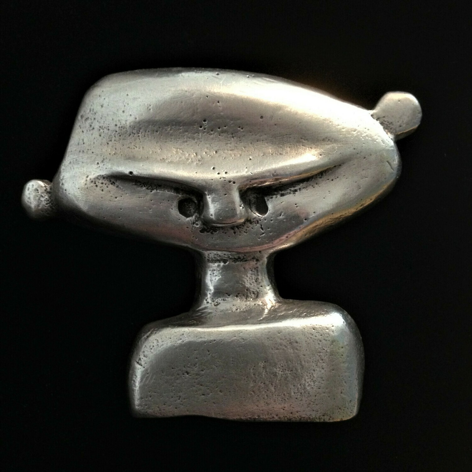 Irn People Brooch large 2
