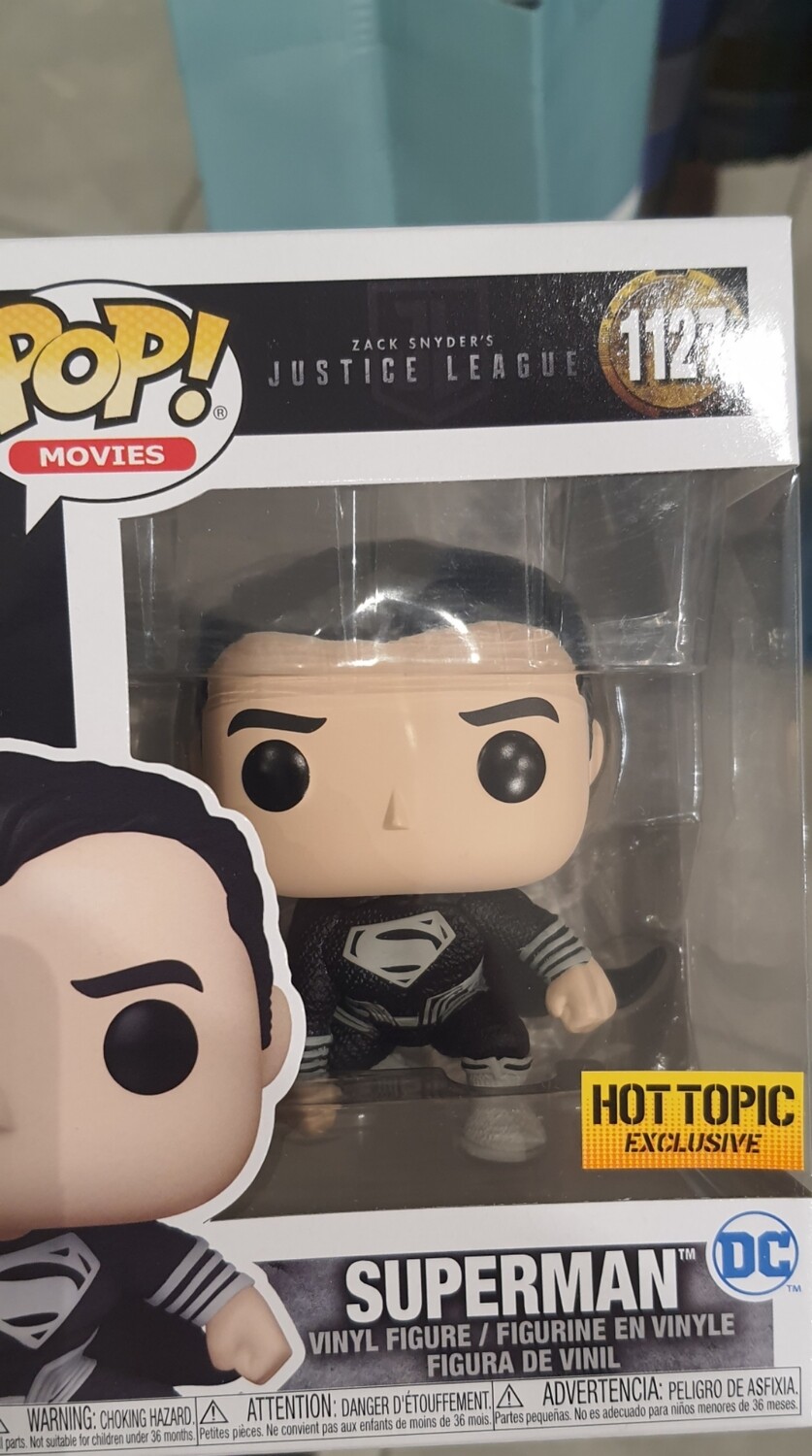 Funko Pop Superman Exclusivo de HotTopic.