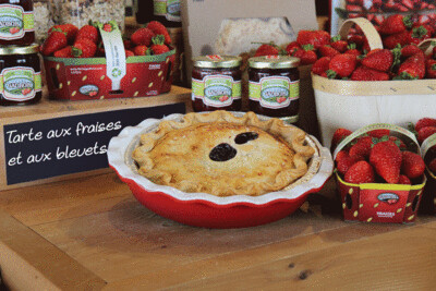 Tarte aux fraises et aux bleuets