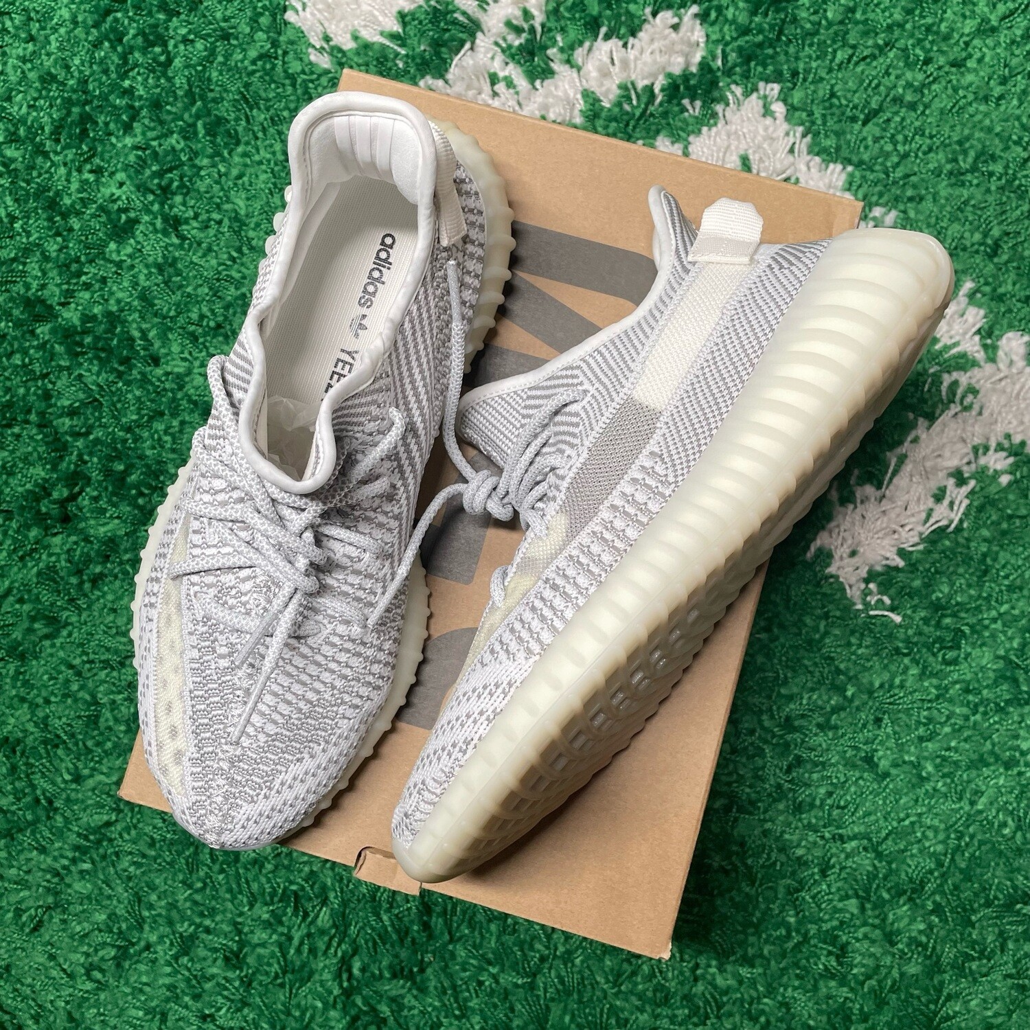 adidas Yeezy Boost 350 V2 Static (Non-Reflective) Size 10.5