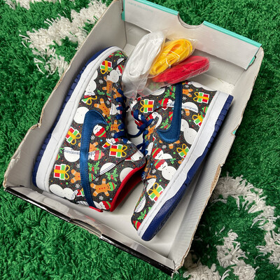 Nike SB Dunk High Concepts Ugly Christmas Sweater Size 6Y