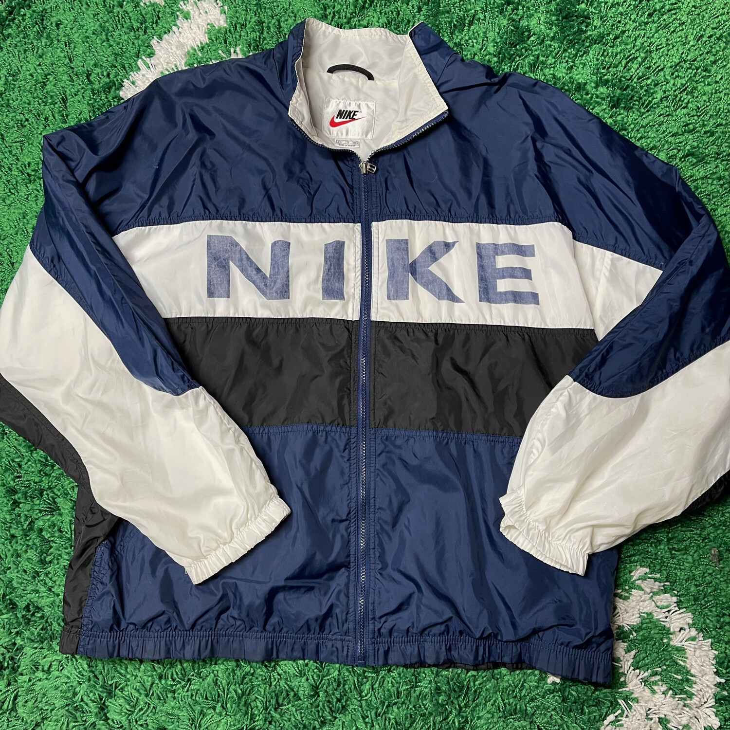 Nike Spell out Jacket Navy/White Size XXL