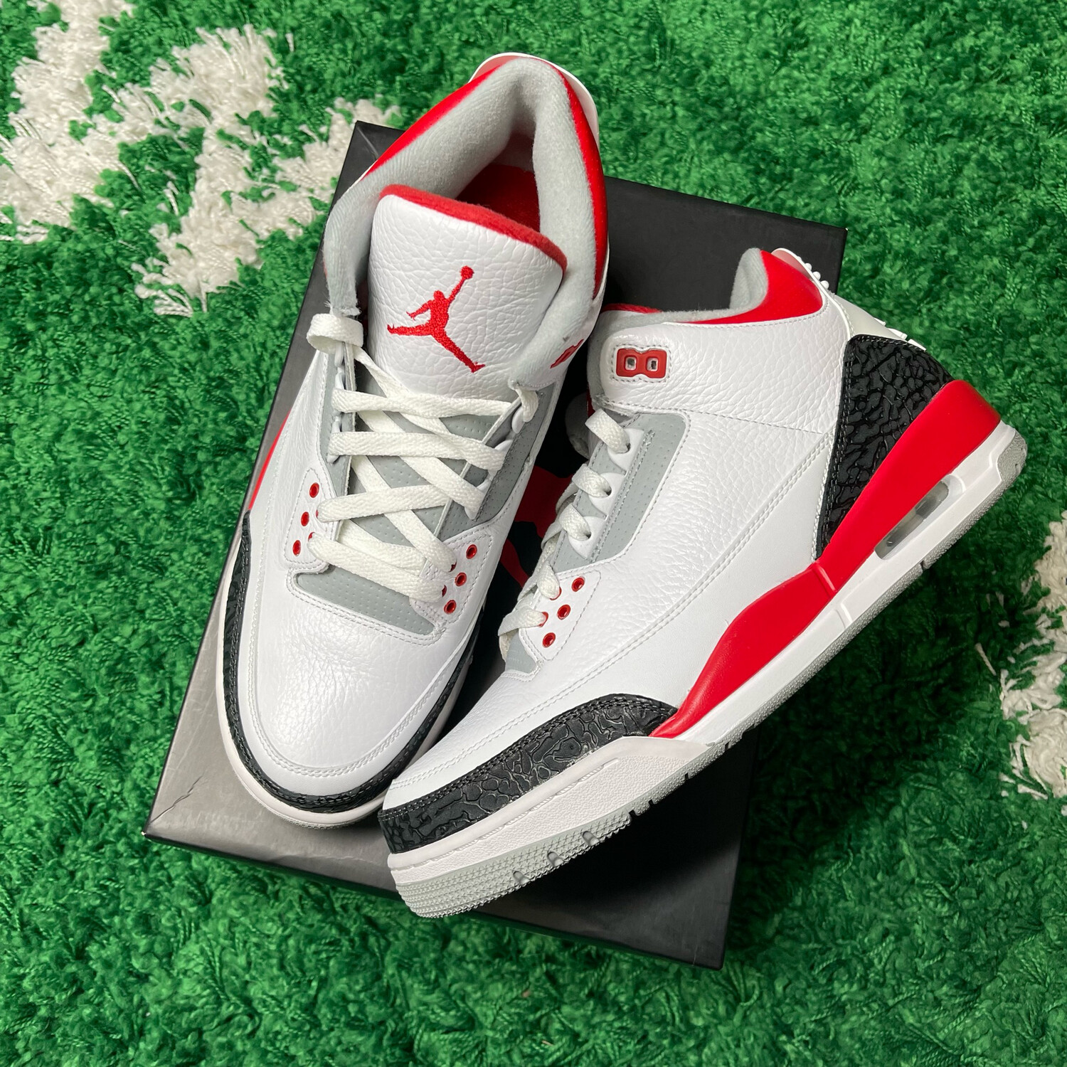 Jordan 3 Retro Fire Red (2013) Size 10