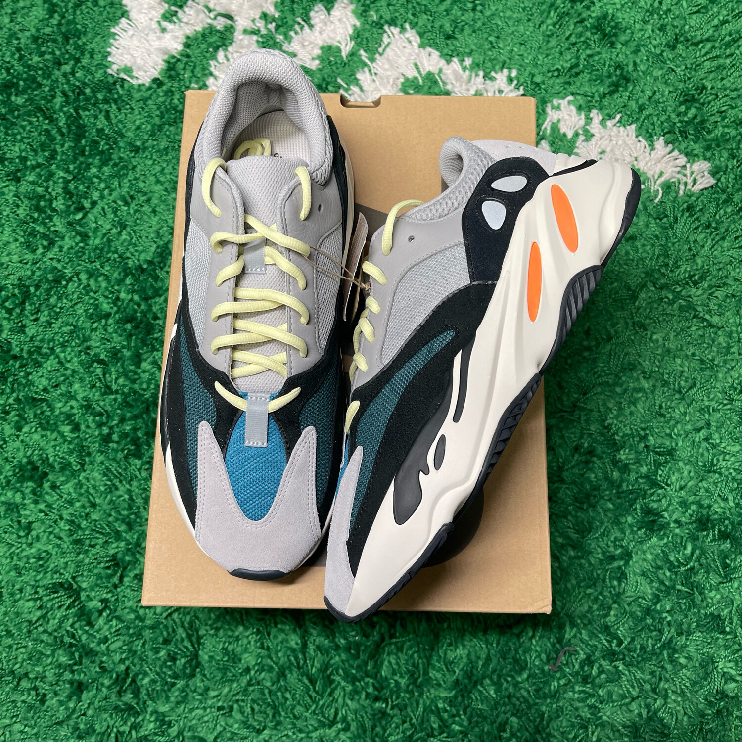 adidas Yeezy Boost 700 Wave Runner Solid Grey Size 12