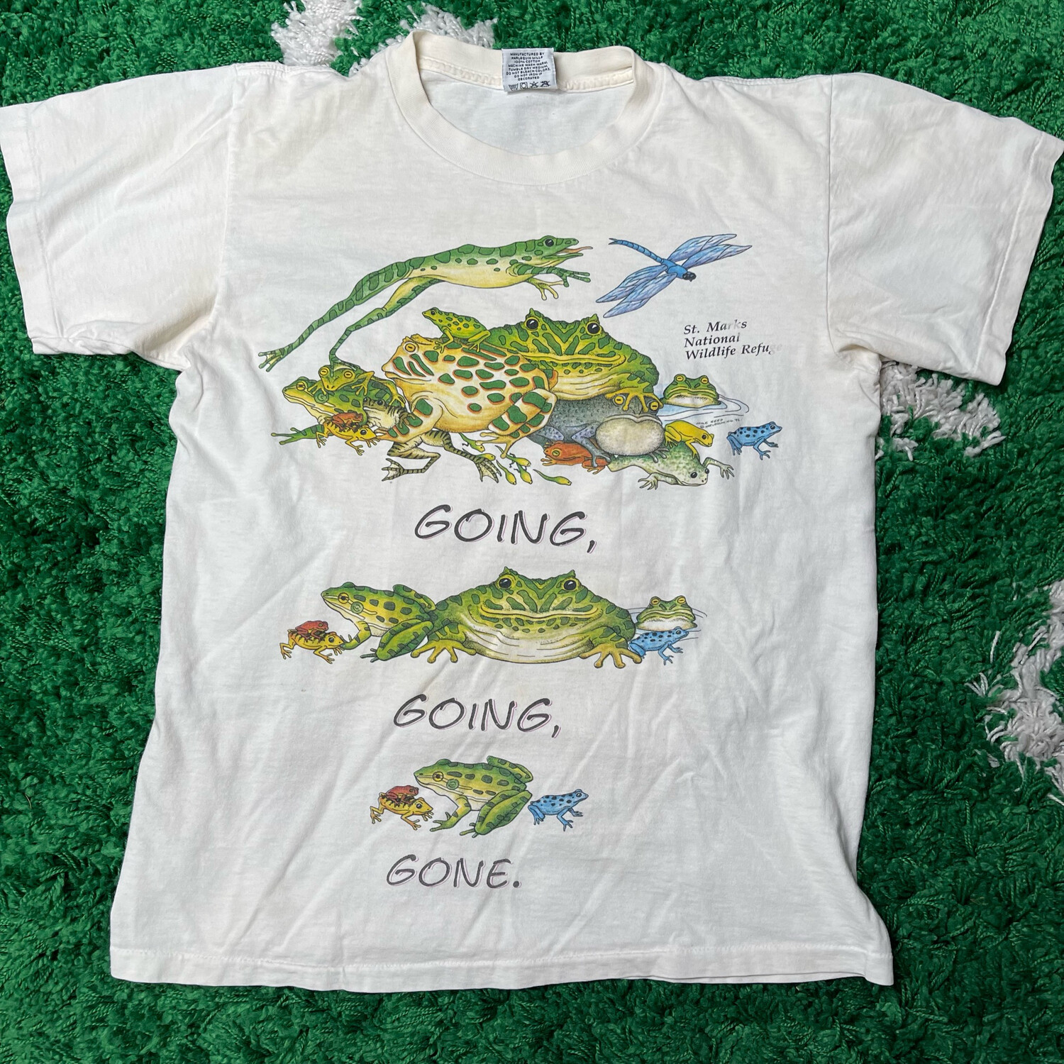 Going Going Gone Frog Tee Size Medium
