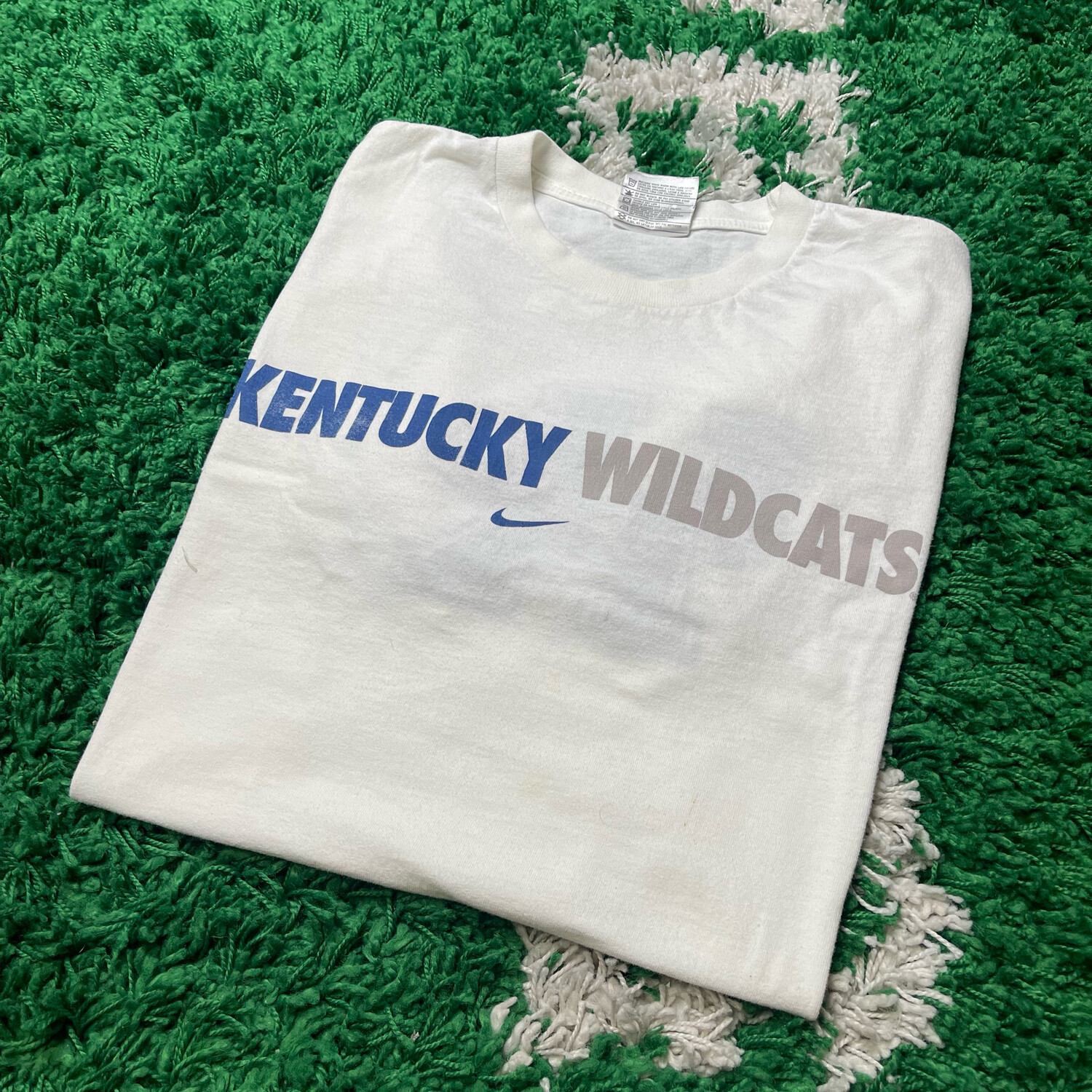 Kentucky Wildcats Nike Middle Swoosh Tee Size Large