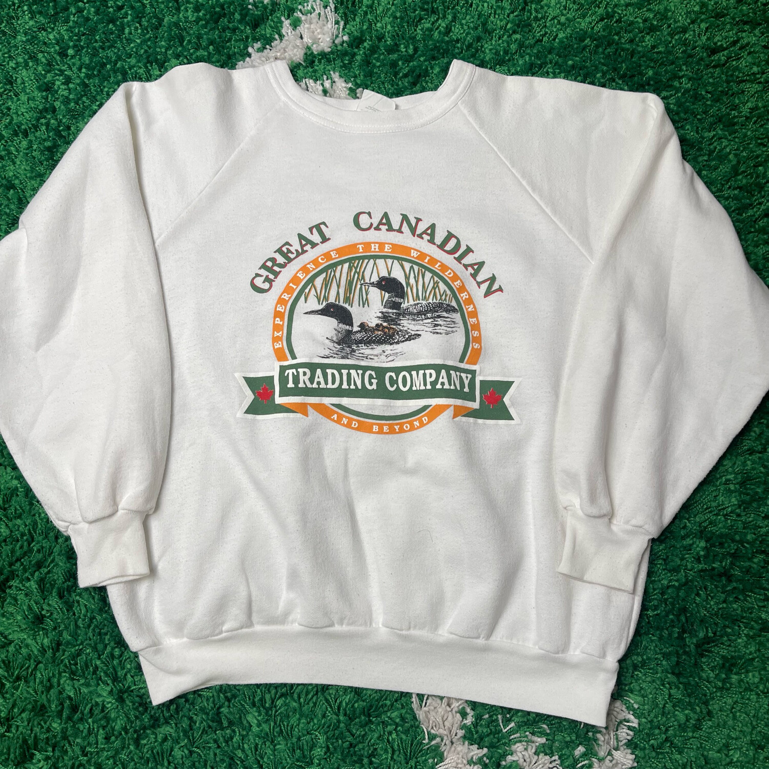 Great Canadian Trading Company Crewneck Sweater Size Medium
