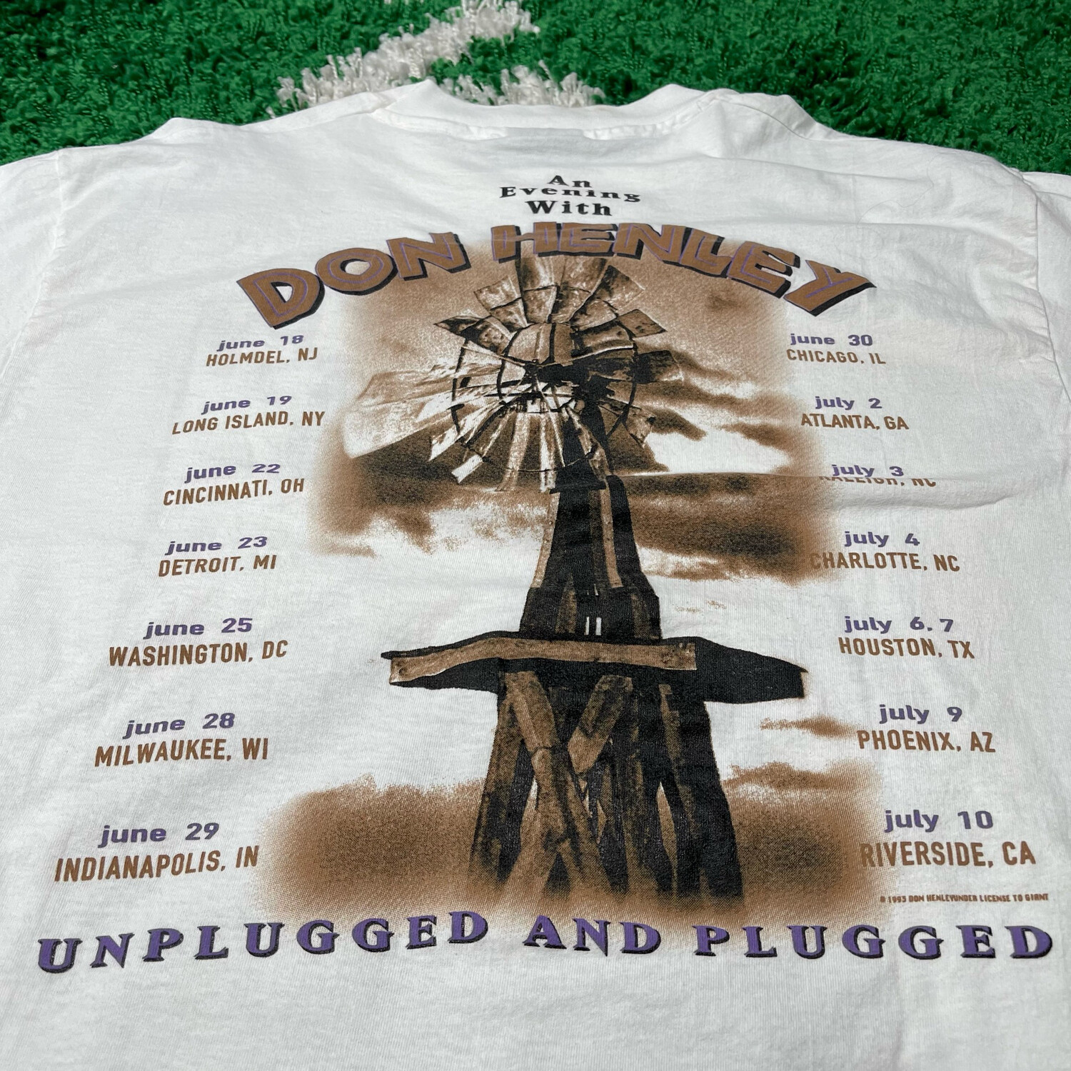 An Evening With Don Henley Tee Size XL
