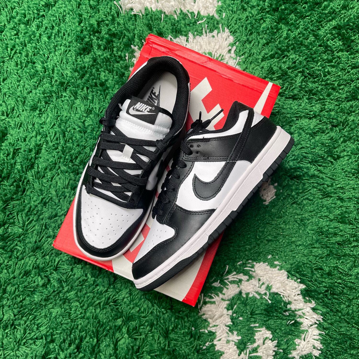 Nike Dunk Low Retro White Black Panda (2021) (W) Size 6Y/7.5W