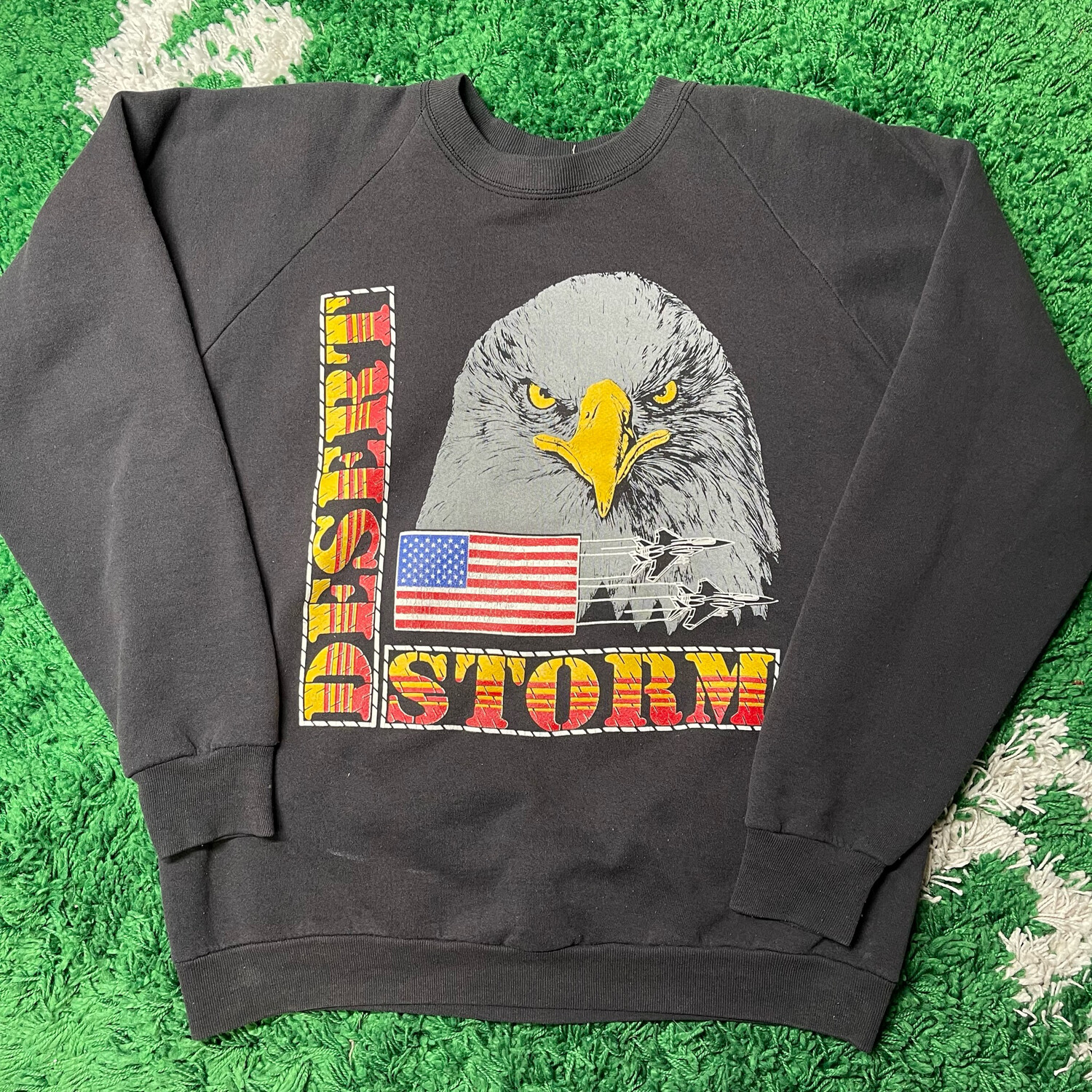 Desert Storm Black Crewneck Sweatshirt Size XL