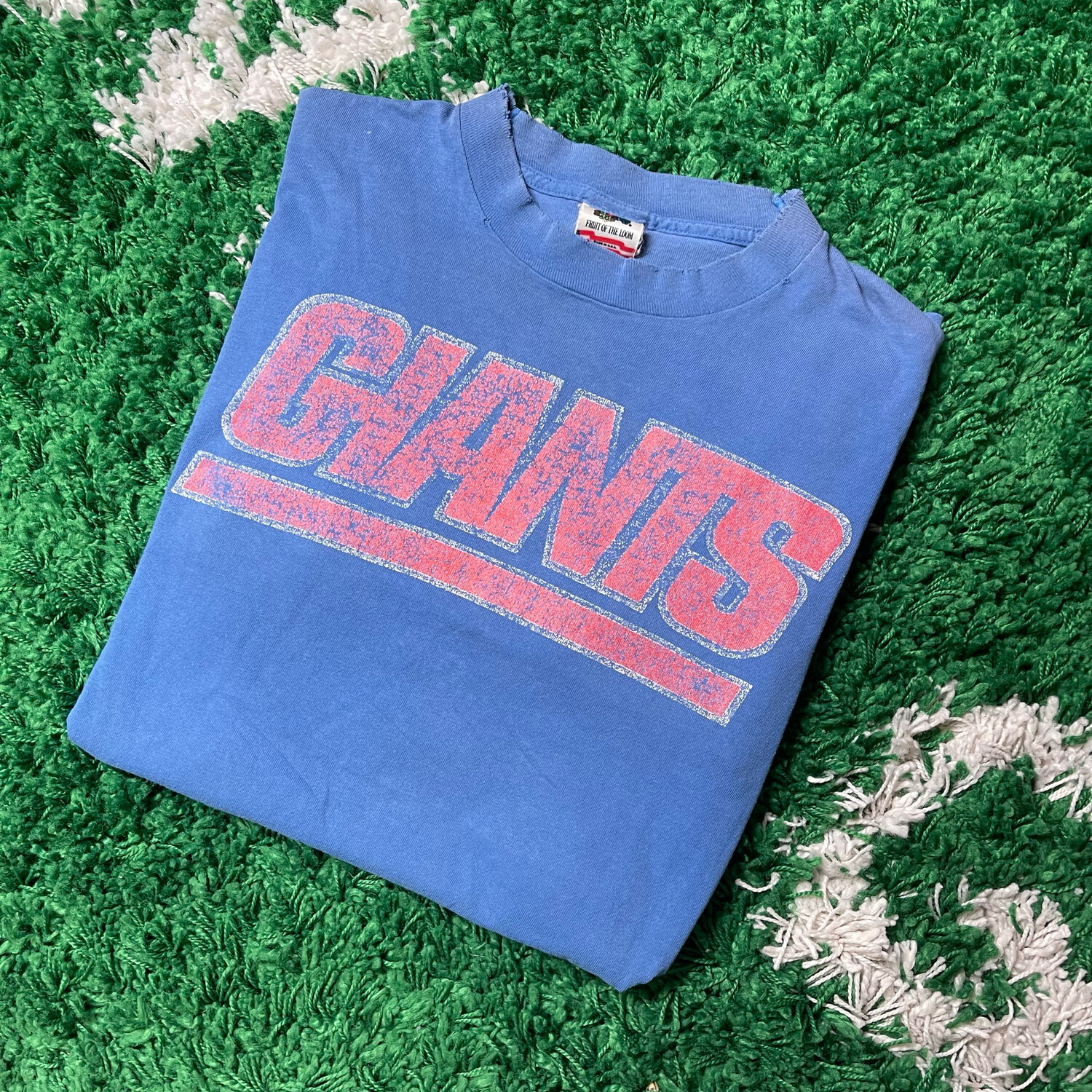 New York Giants Distressed Tee Size Large