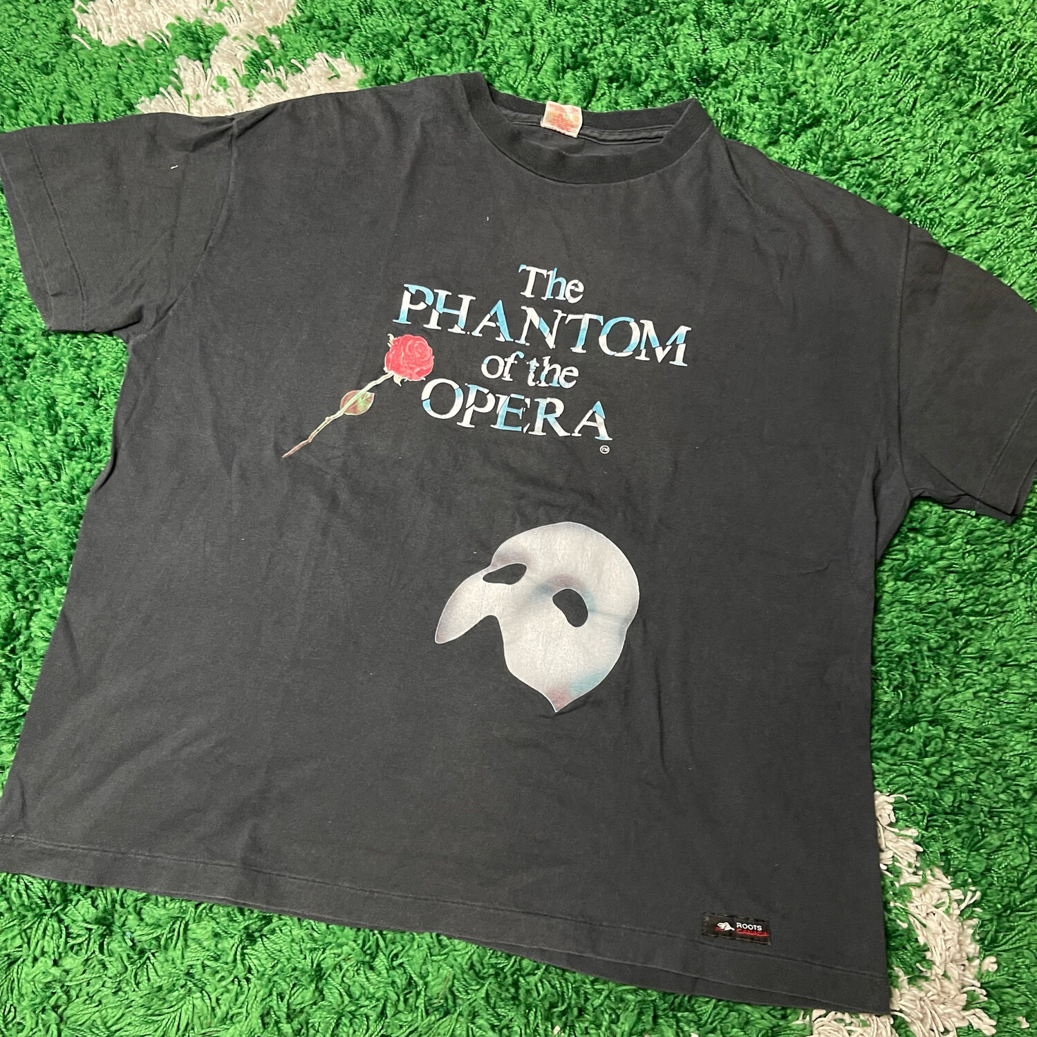 Phantom Of The Opera Roots Tee Size XL