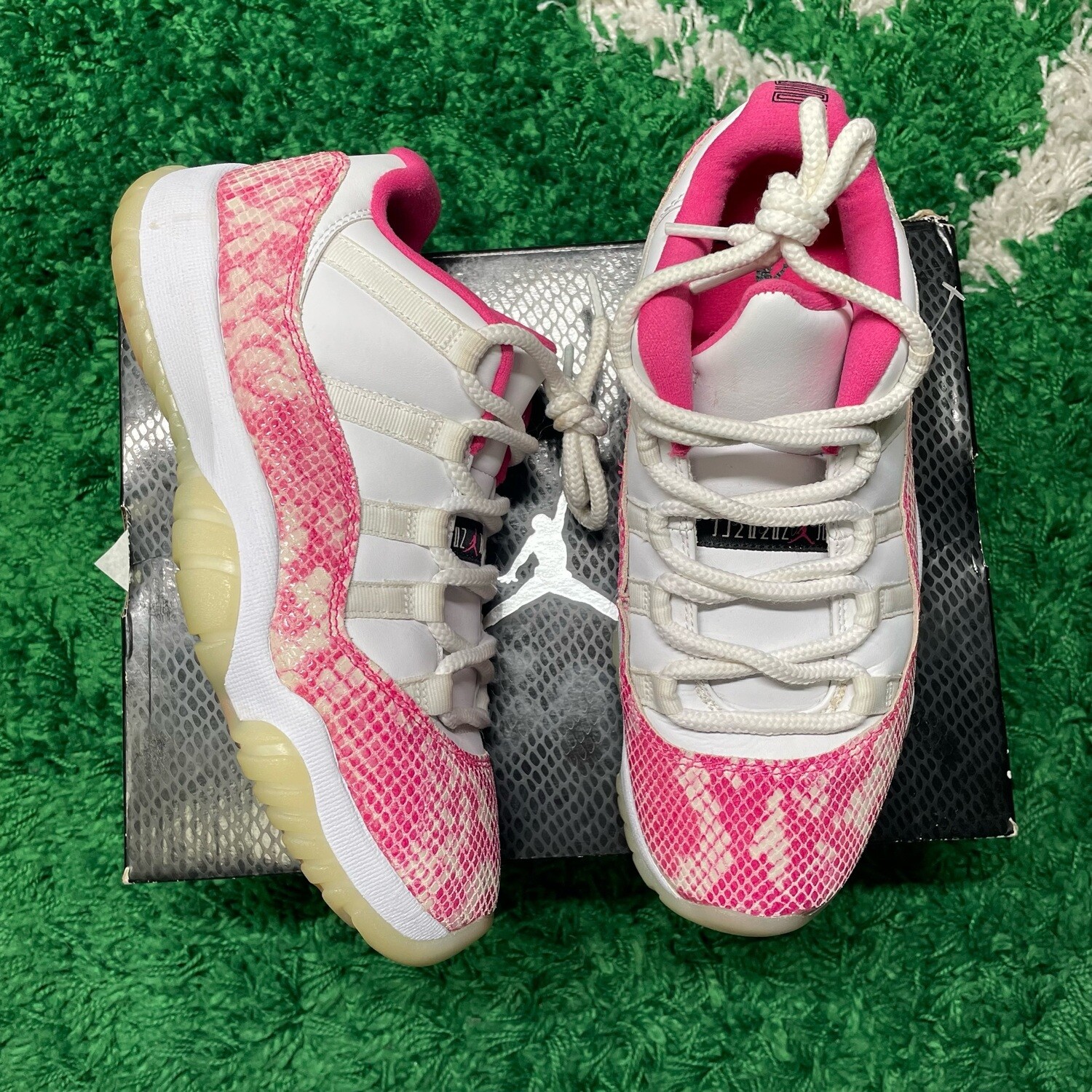 Jordan 11 Retro Low Pink Snakeskin (2019) Size 6.5M/8W