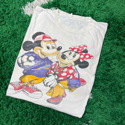 Mickey & Minnie Mouse Tee Size Large