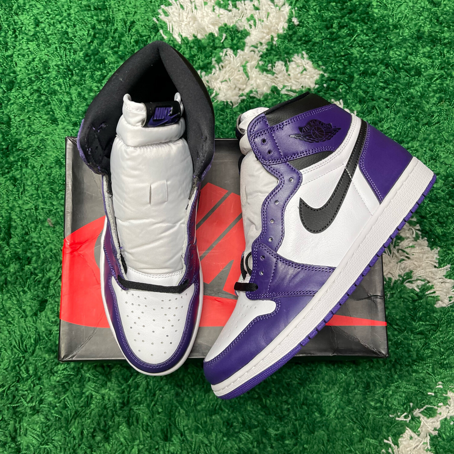 Jordan 1 Retro High Court Purple White Size 12M/13.5W