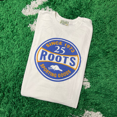 Roots Sporting Goods White Tee Size Large